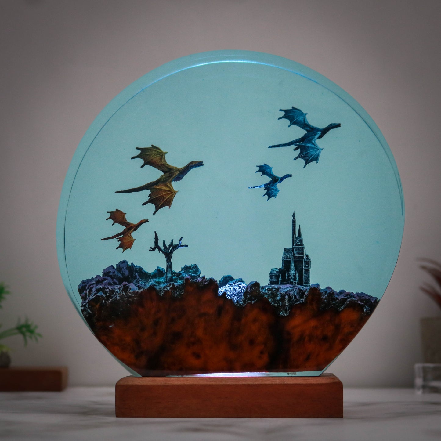 Flying dragon resin lamp 2