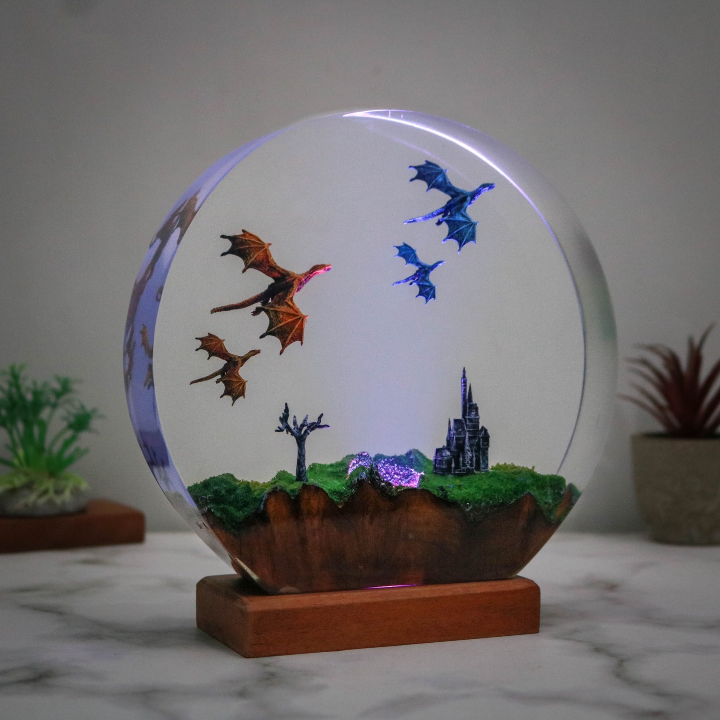 Flying dragon resin lamp 3