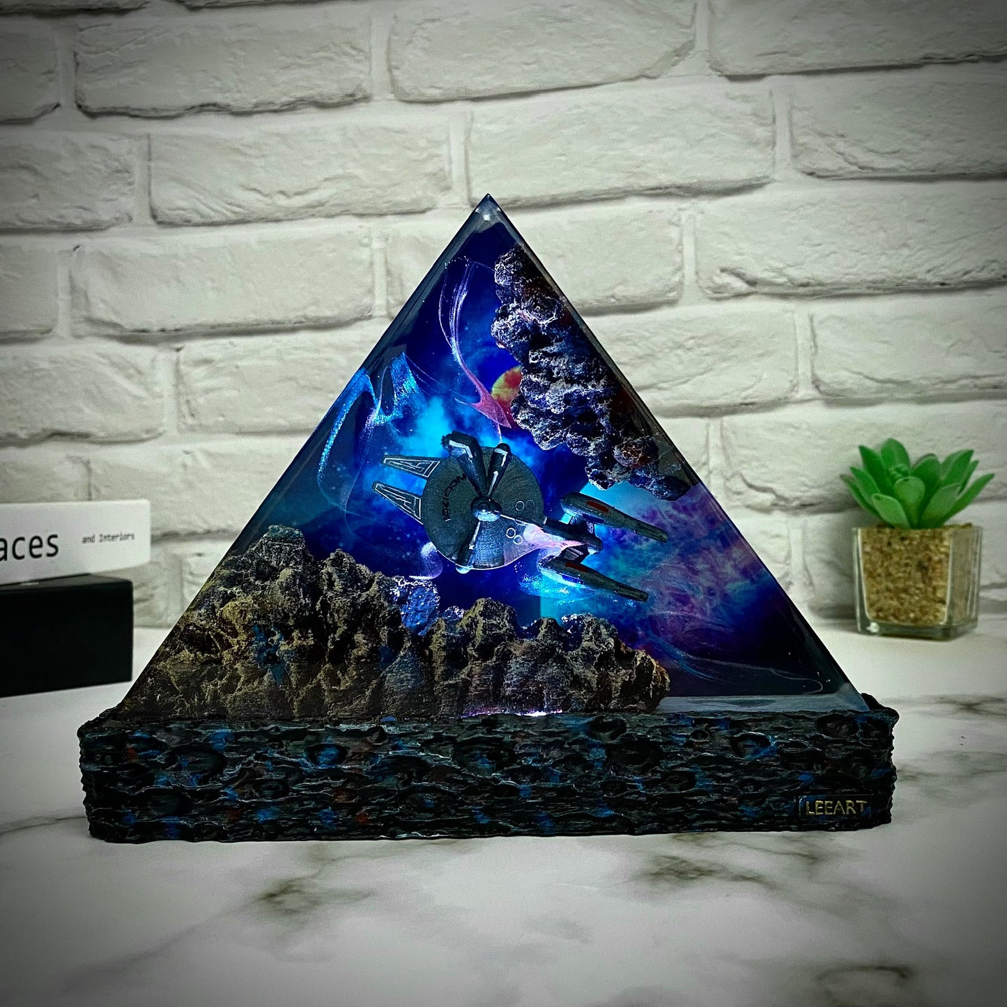 Galaxy Startreck Resin Lamp