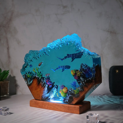 Whale Resin lamp