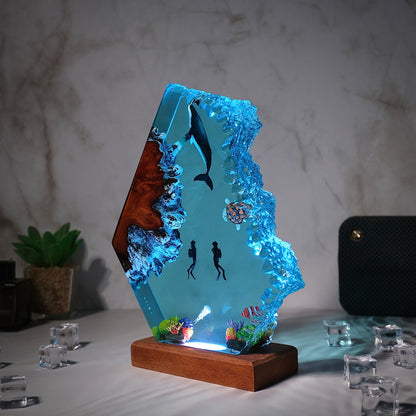 Blue whales and divers resin lamp