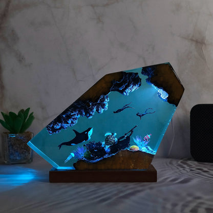 Ocean resin lamp.  Whales and divers 2