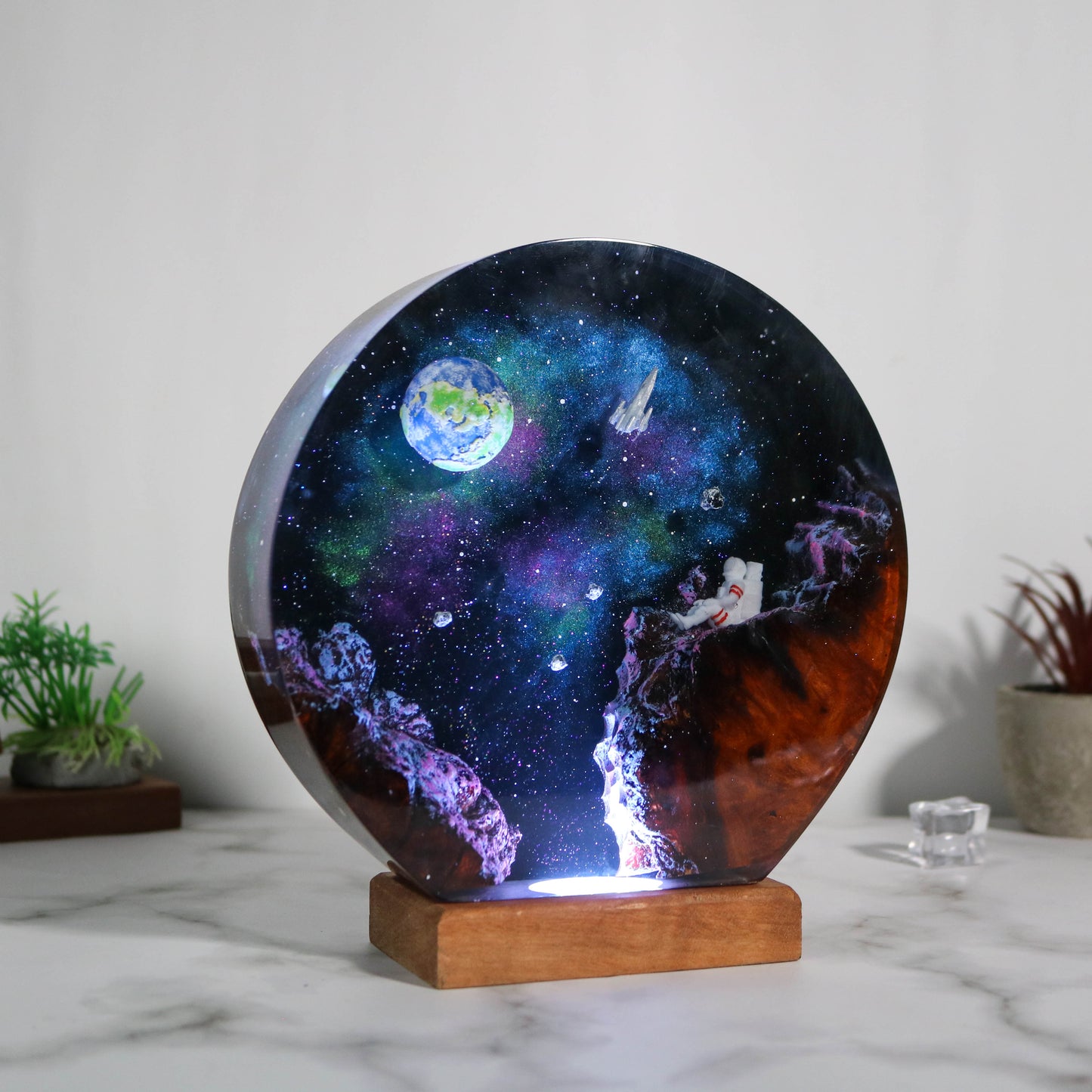 Galaxy resin lamp