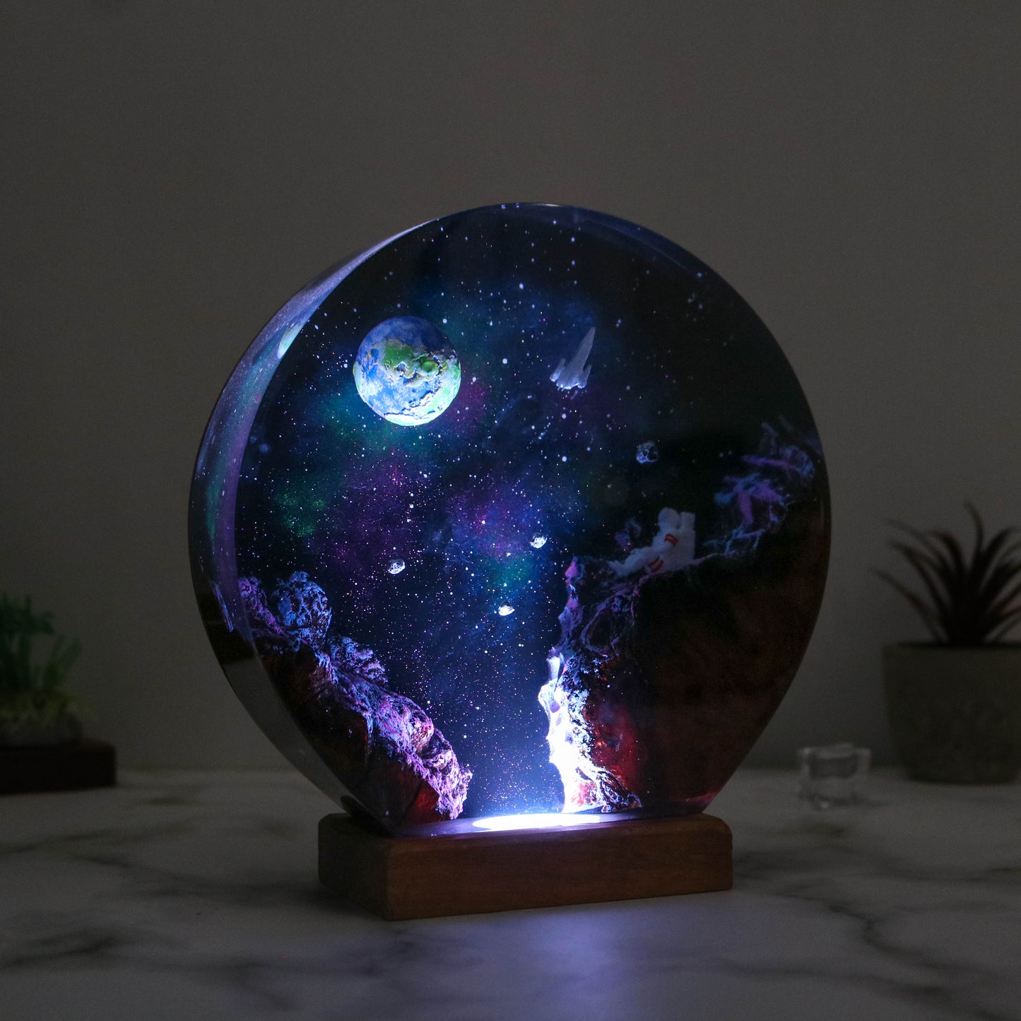 Galaxy resin lamp