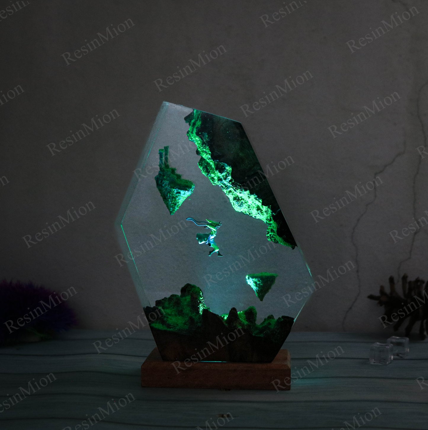 Paragliding resin lamp