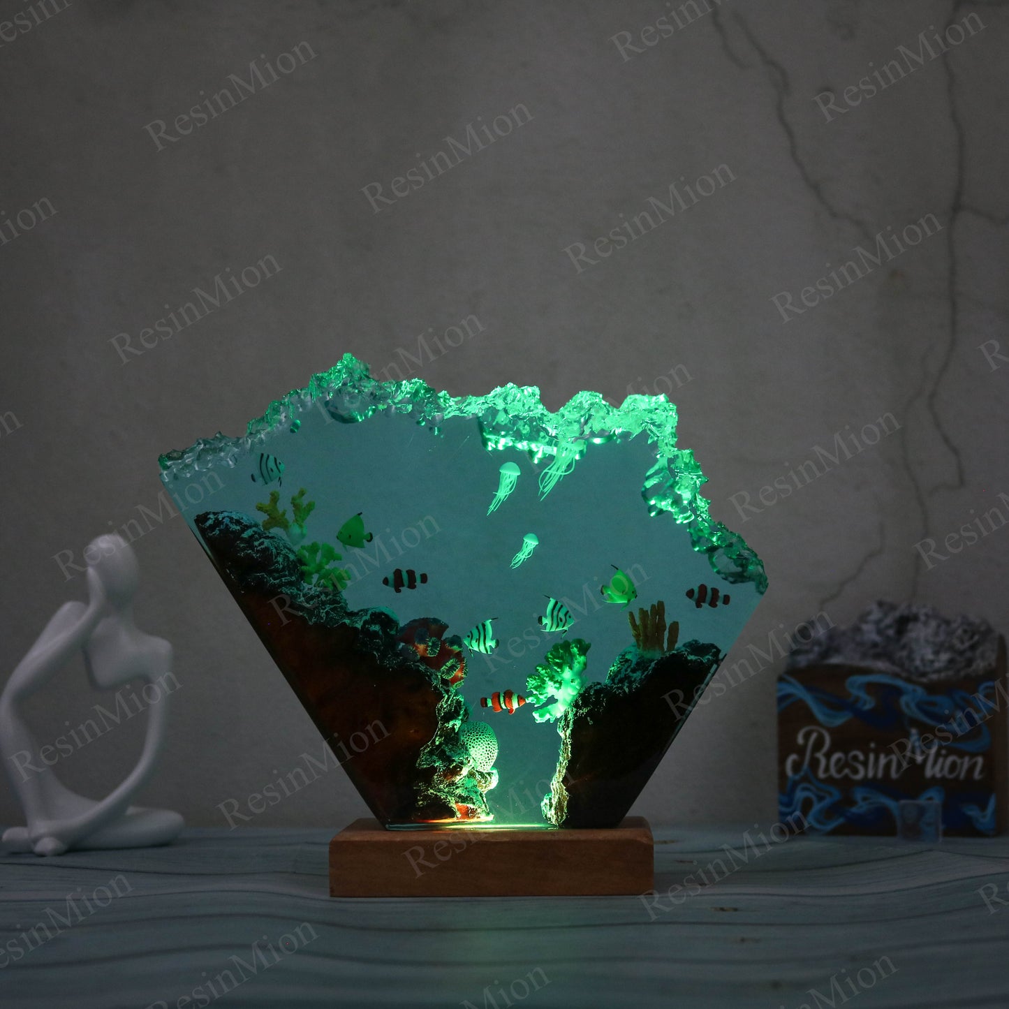 Ocean resin lamp.  Fish world