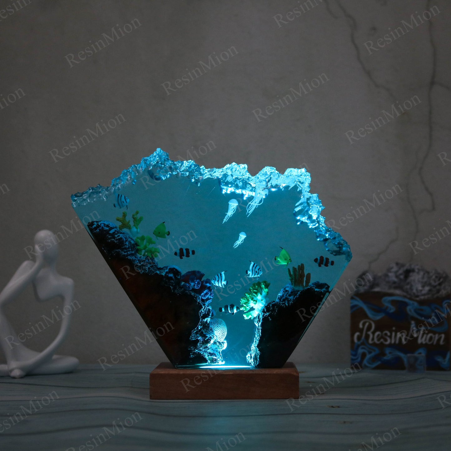 Ocean resin lamp.  Fish world